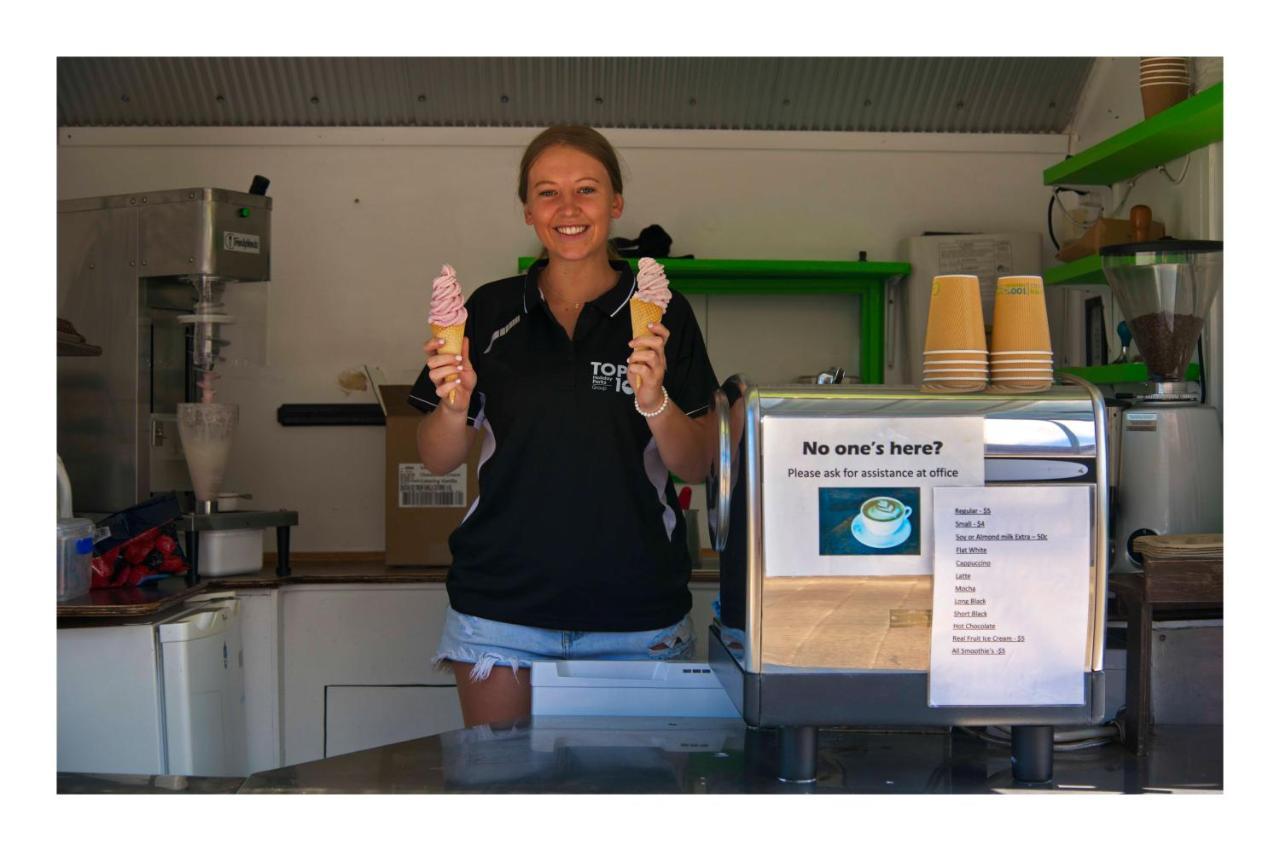 Greymouth Seaside Top 10 Holiday Park Exteriér fotografie